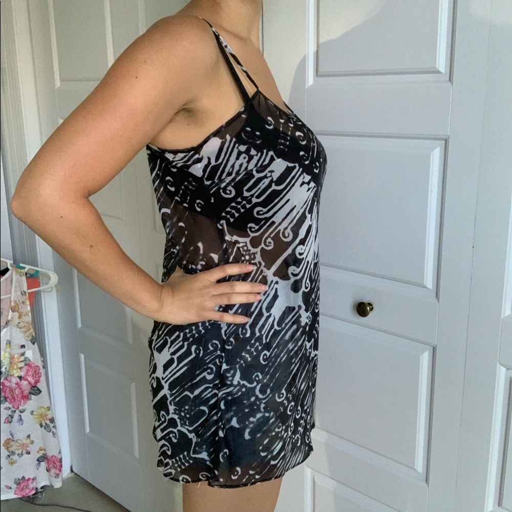 Sheer patterned spaghetti strap top - Picture 7 of 7